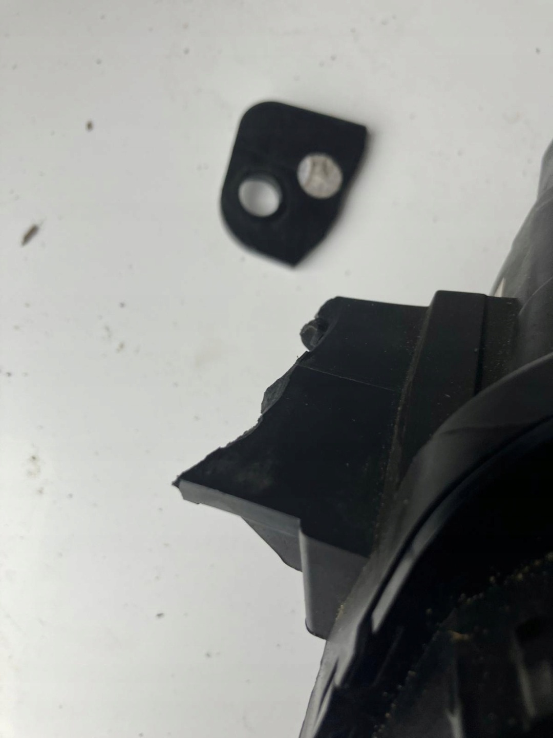 light LED DRL left front CITROEN C3 III 9823313080