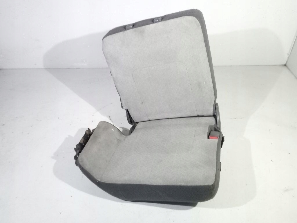 Mitsubishi Pajero II Sitz Sitze hinten 7 osob L+P