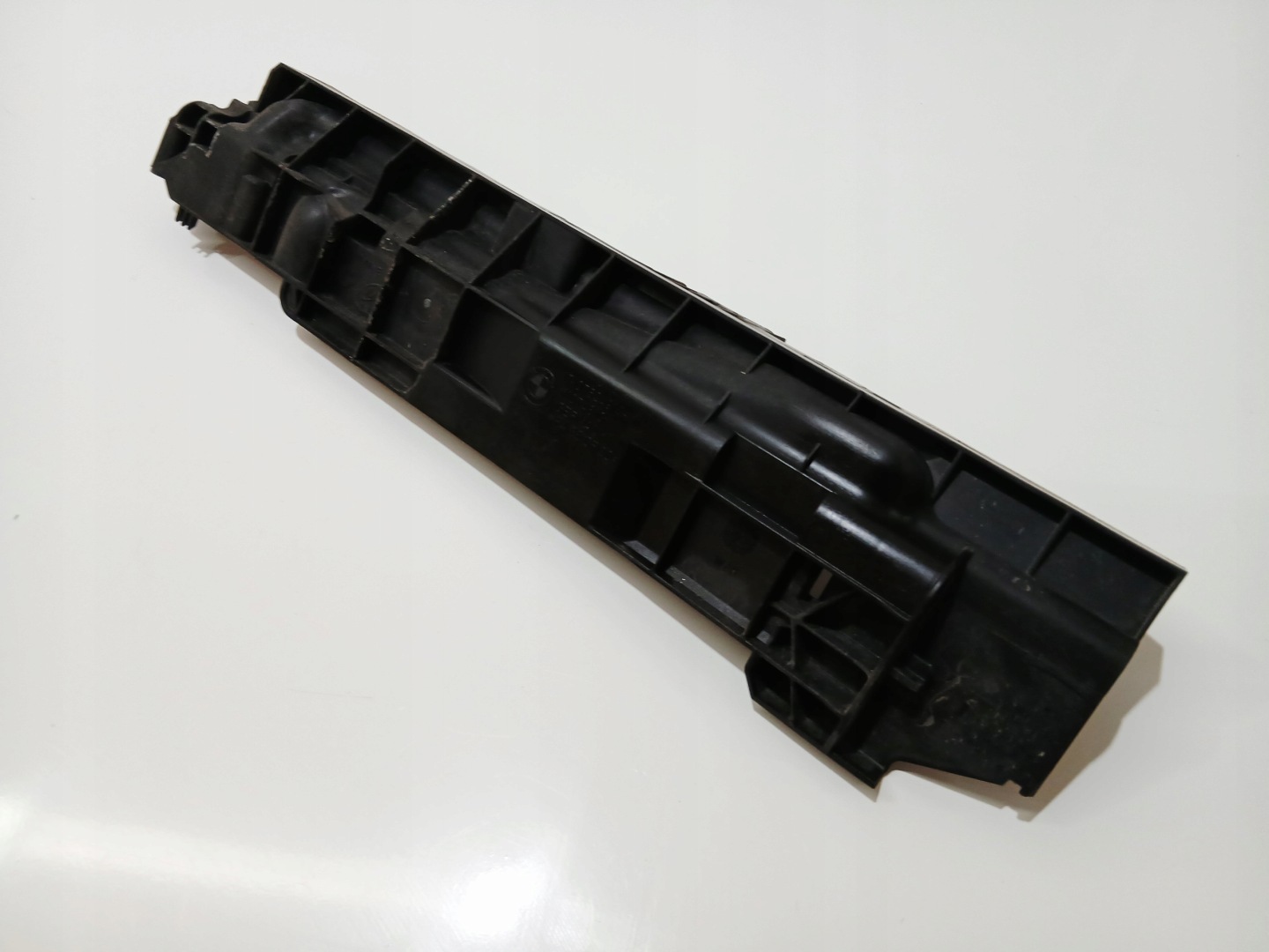 holder radiator right BMW E87 E90 E91 LCI 7524914