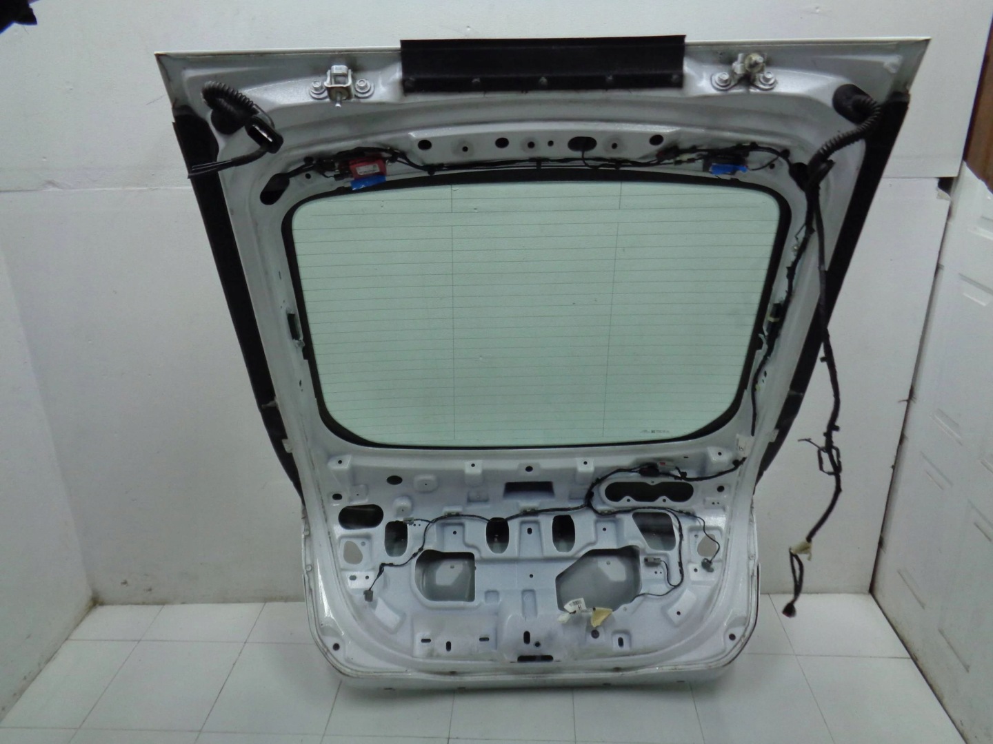 FORD MONDEO MK5 14r> HB trunk door boot window
