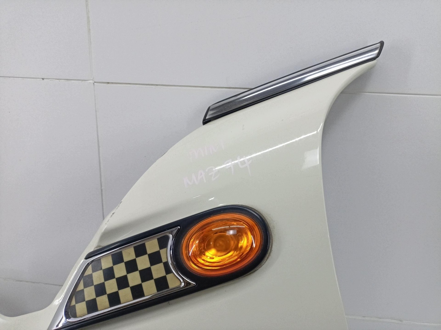 fender front left side Mini Cooper 2 facelift R56 2011