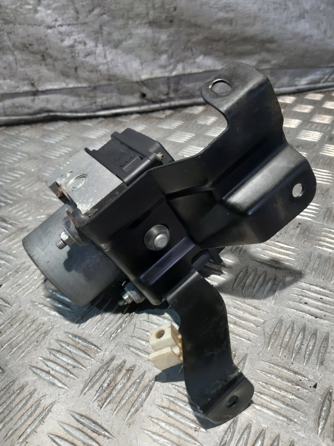 Pompa ABS MN116161 MITSUBISHI COLT VI Z30 1.3B