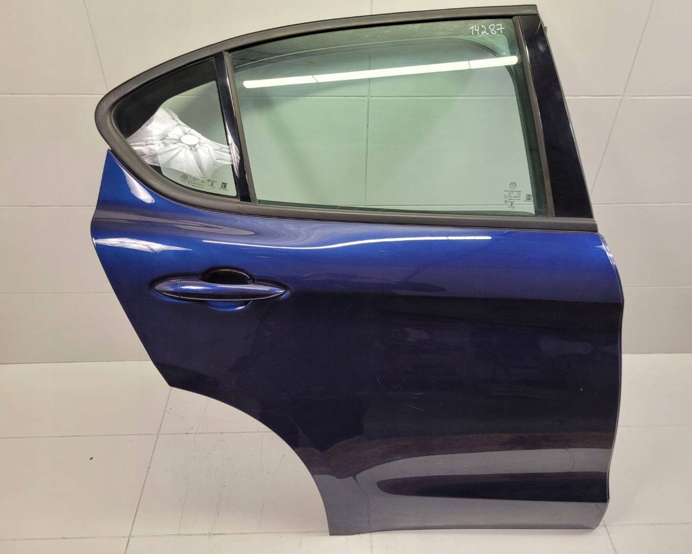 door rear part right side Alfa Romeo Stelvio 2017