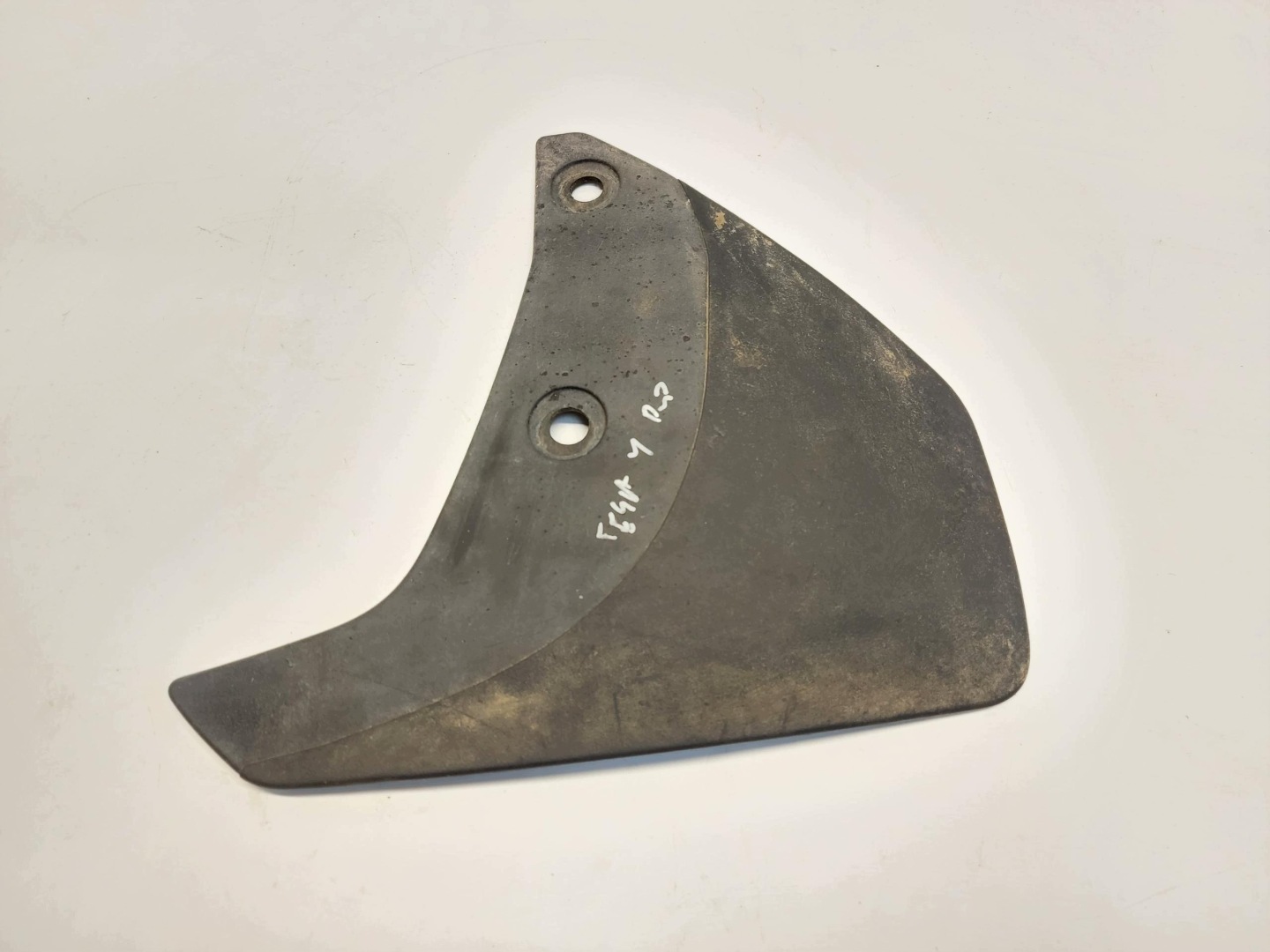 TESLA MODEL Y 2024r, mudguard flap right front 1628006-00-A