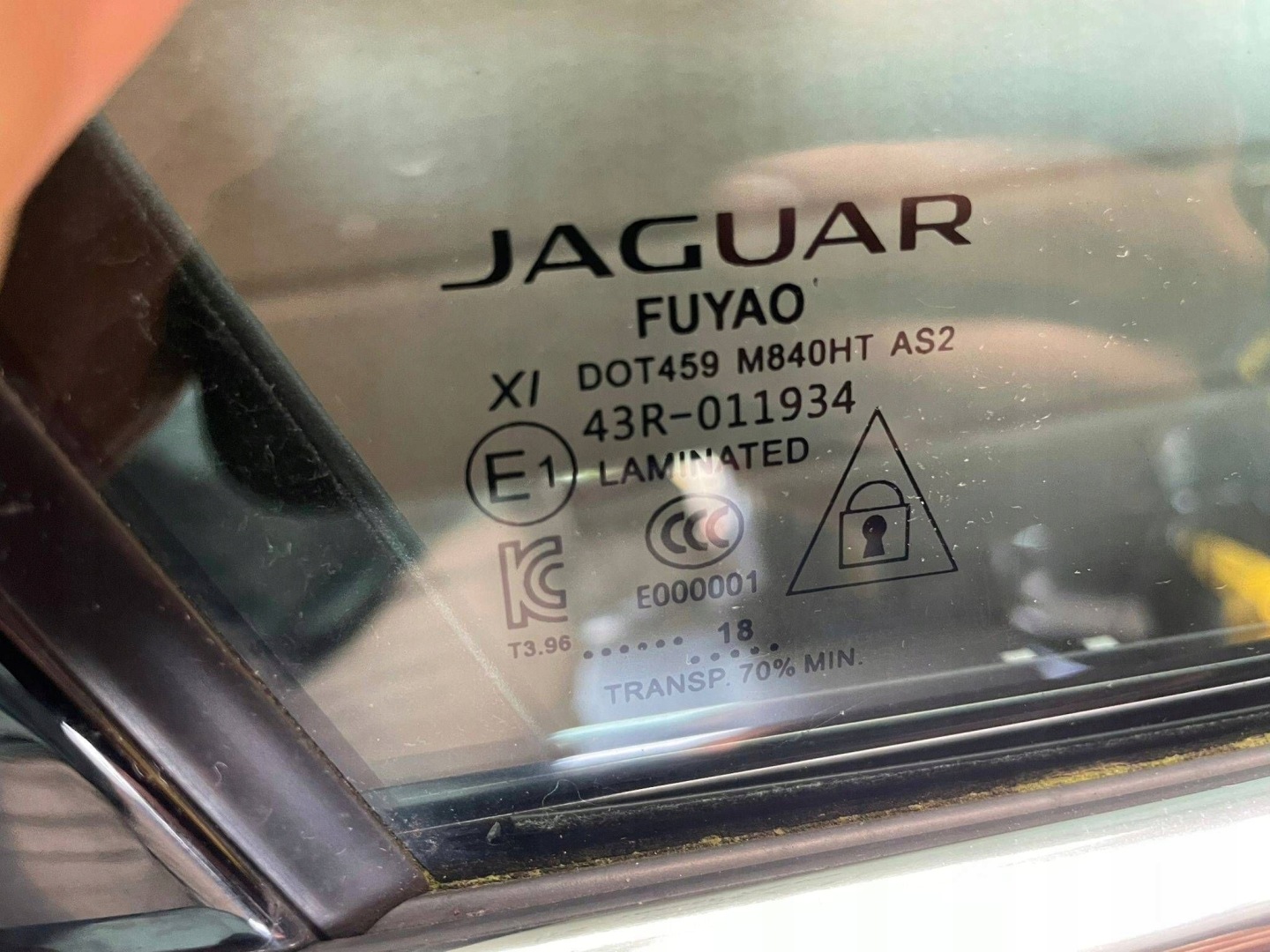 door rear. rear part side right Jaguar and-Pace EBONY BLACK JBC1807