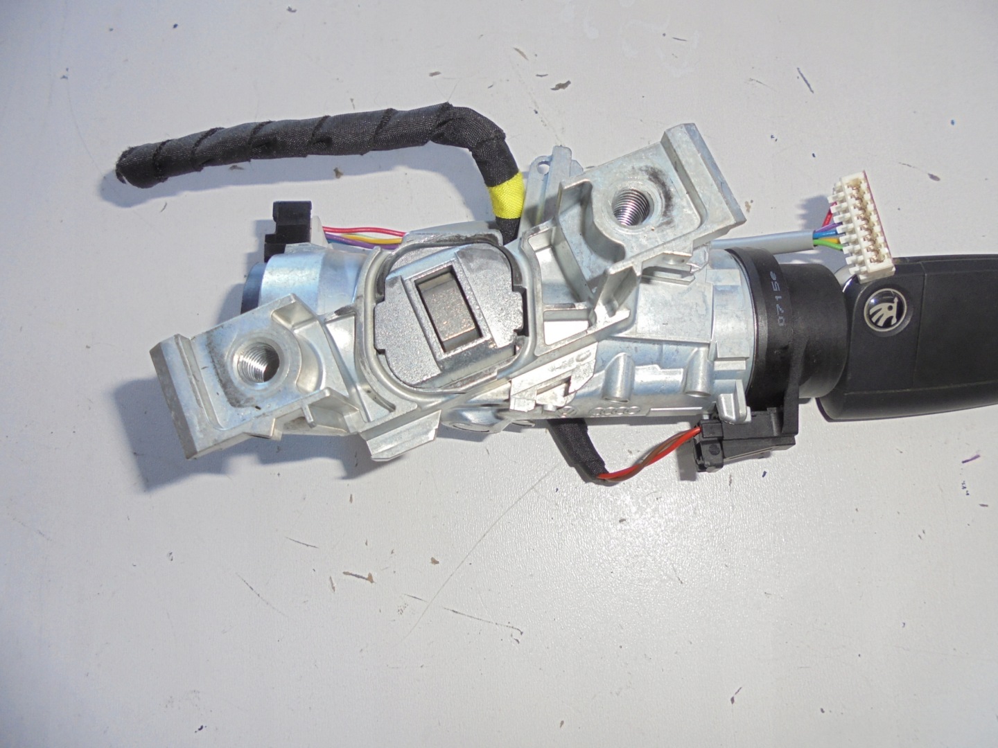 SKODA OCTAVIA III 3 IGNITION KEY 5Q0905865