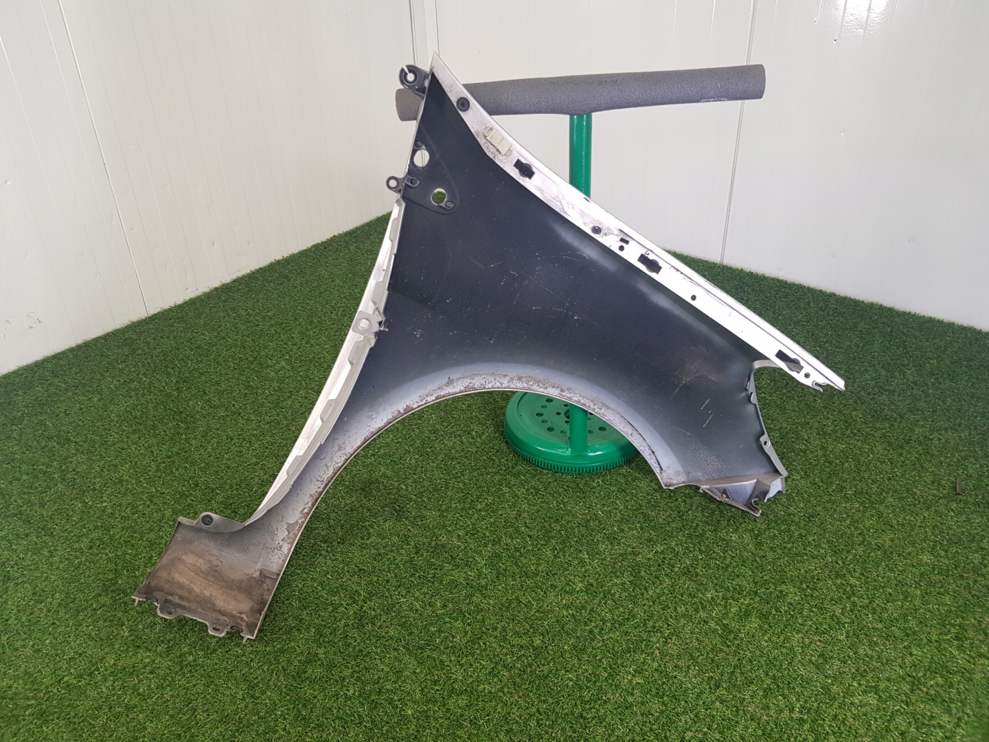 fender left front RENAULT CLIO 3 8200256117