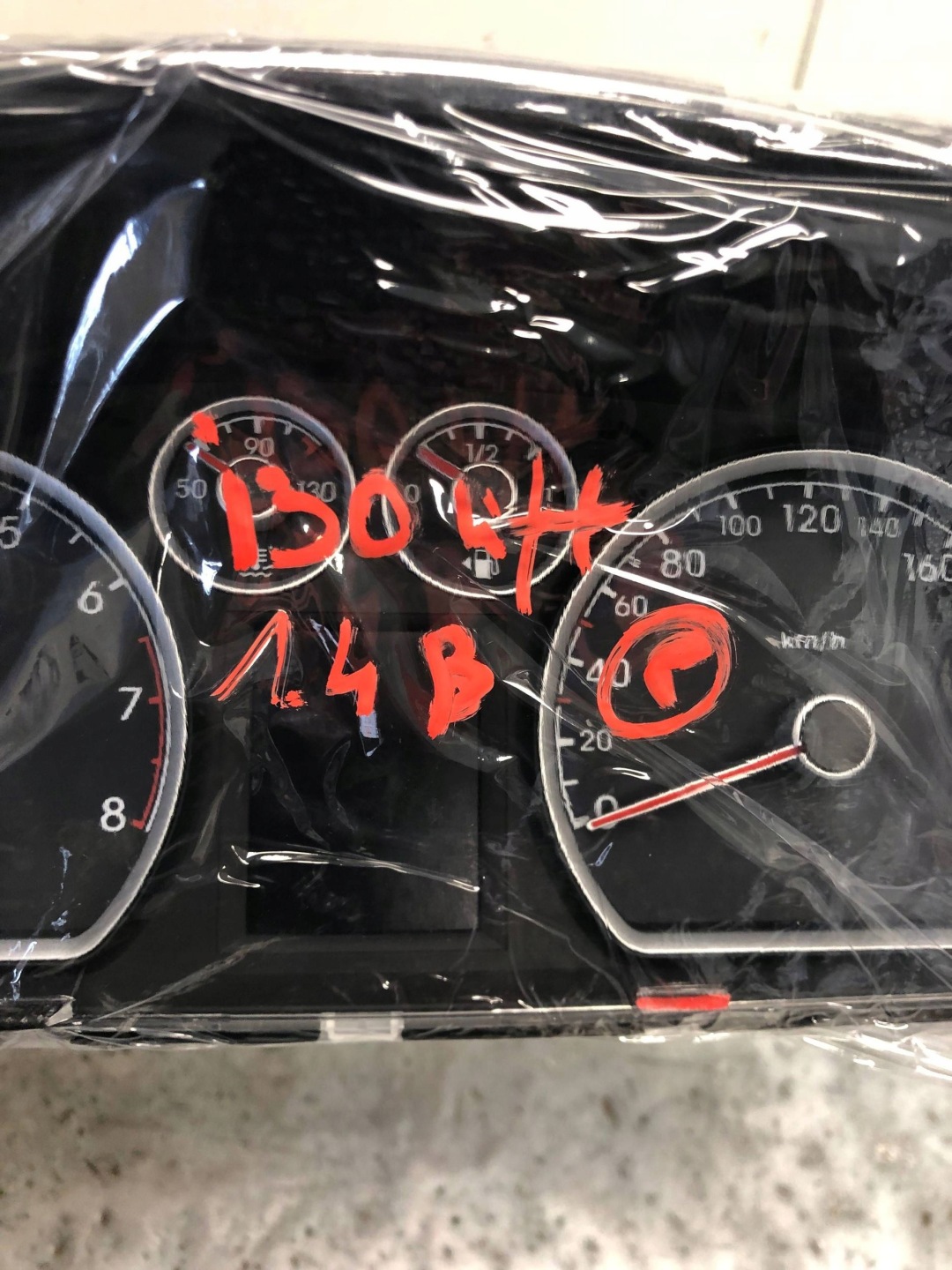 dials dials HYUNDAI I30 LIFT 1.4B 940332R005