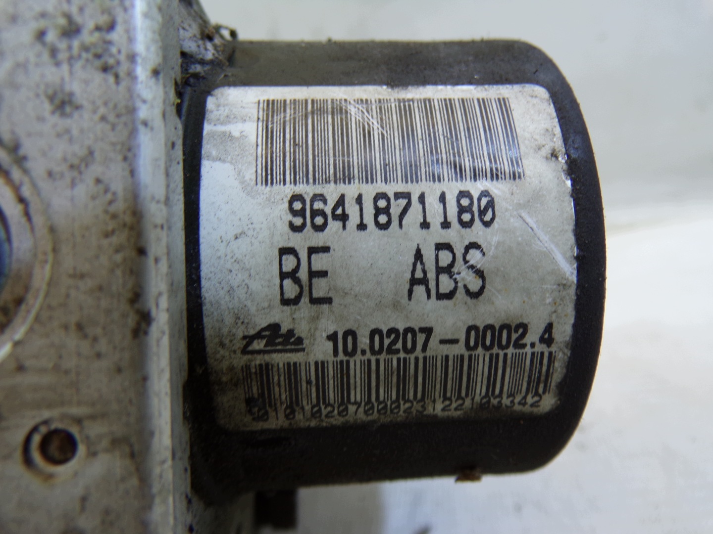 Pompa ABS PEUGEOT 206 9641871180 (2)