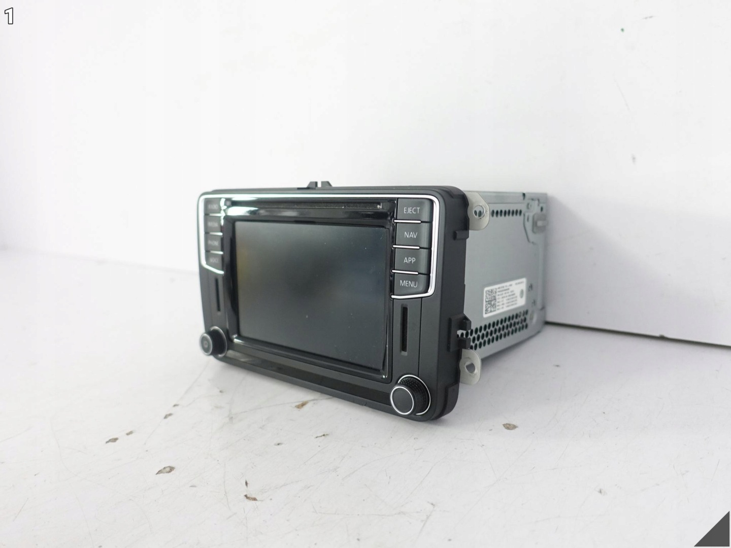 VW AMAROK and 2H0 CADDY III SHARAN II RADIO display navigation MIB STD2