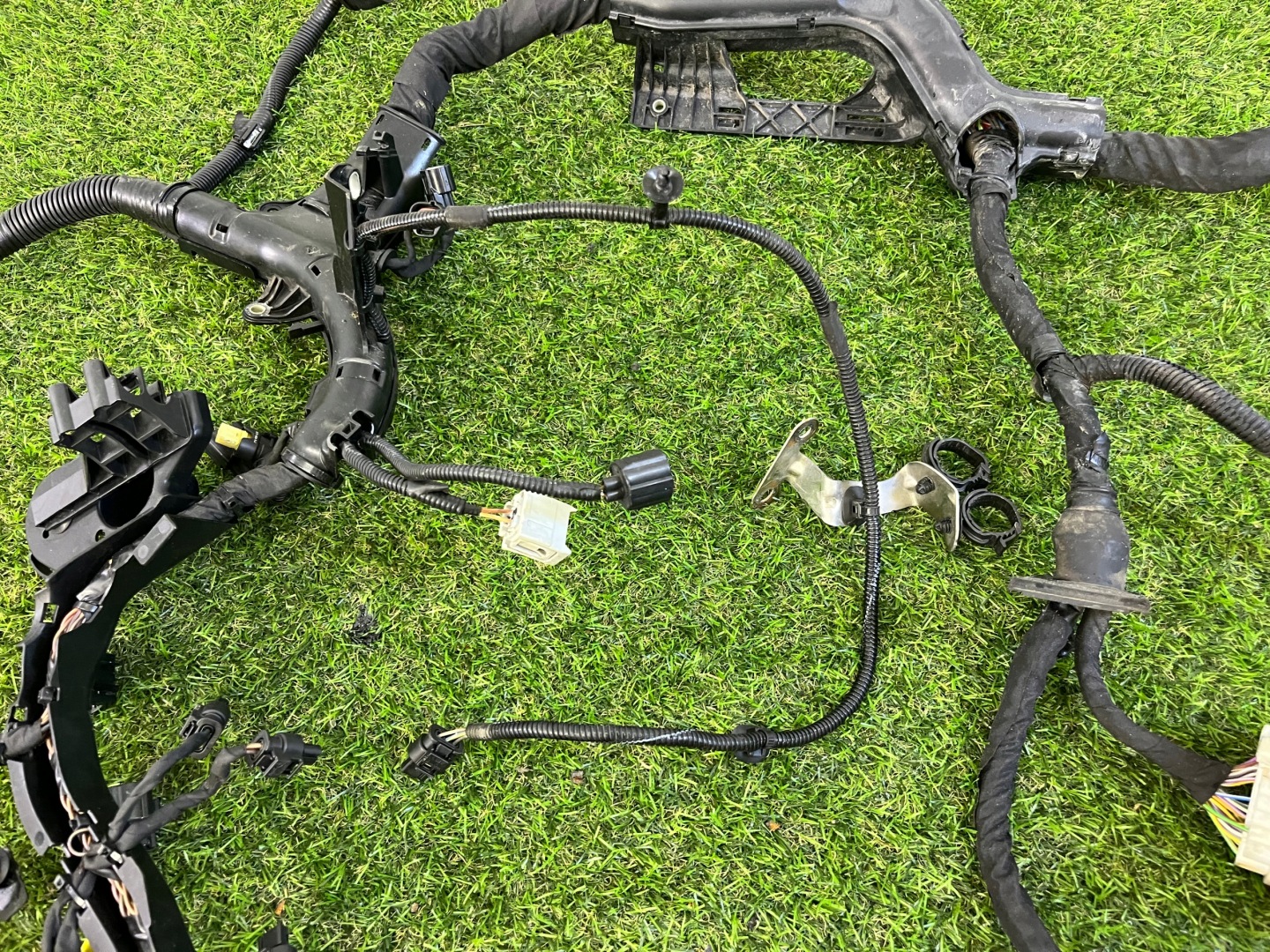 bundle electrical of the engine VOLVO XC90 II 2019 T6 2.0 B 31453253