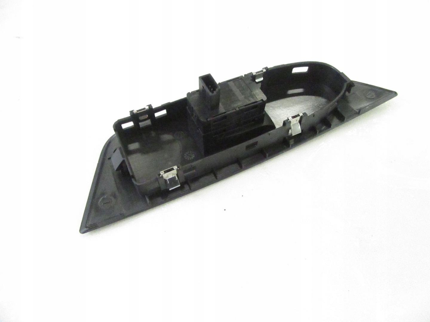 switch button windows right front of the passenger BMW e84 X1 EUROPA
