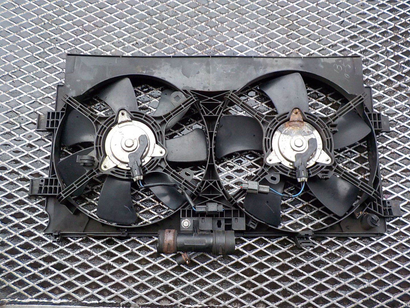 MITSUBISHI OUTLANDER III fan module radiator 2.0 2.4 B