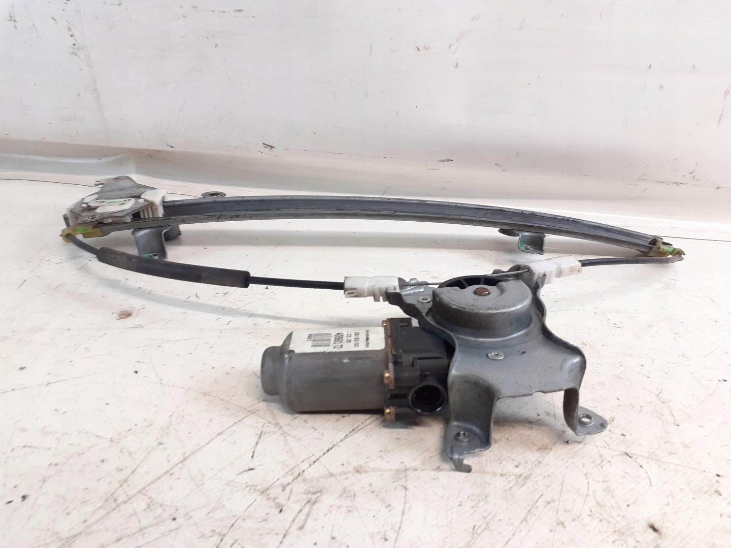 mechanism windows left front NIssan Almera N16