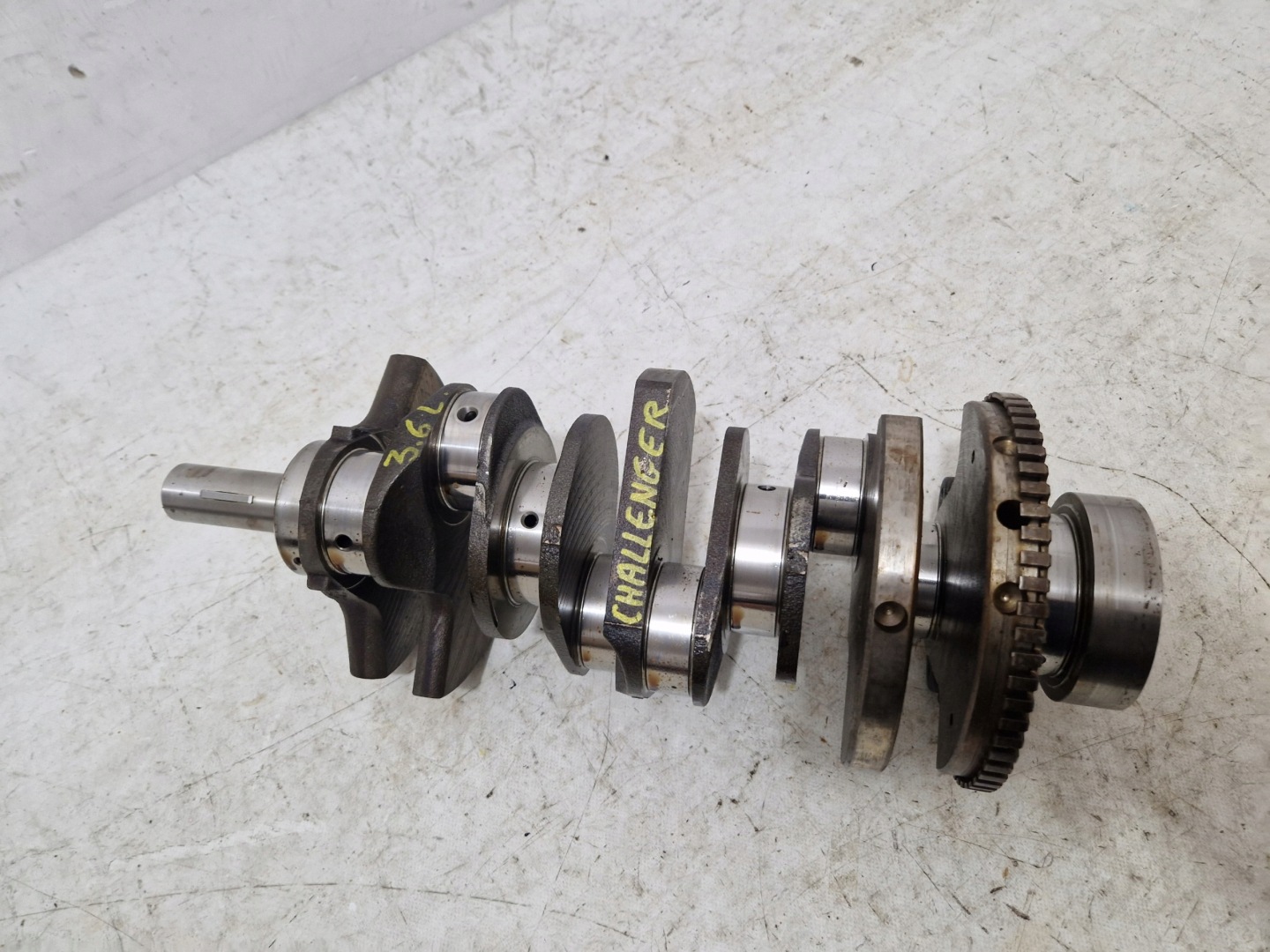 DODGE CHARGER CHALLENGER 2019 3.6 V6 crank 05184249AH