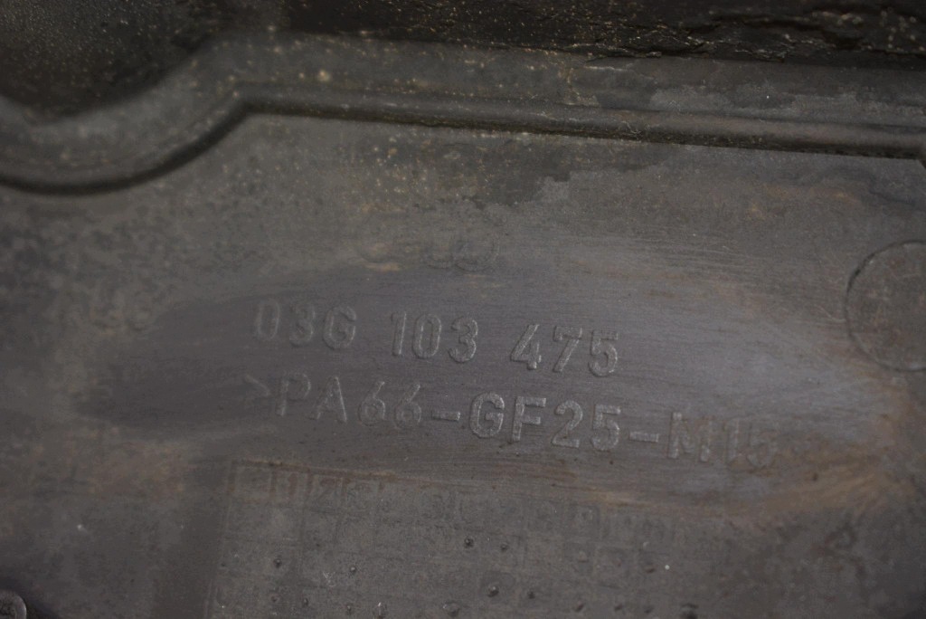 Abdeckung der Ventile Gehäuse 03G103475 DODGE CALIBER 2.0 CRD 140 KM 06-12
