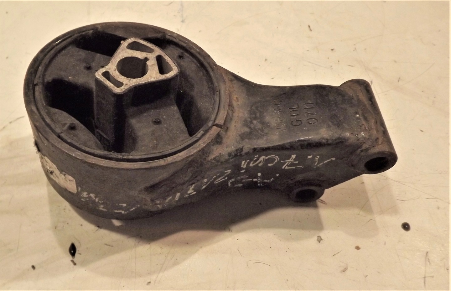holder engine mount OPEL ASTRA J 1.7 CDTI