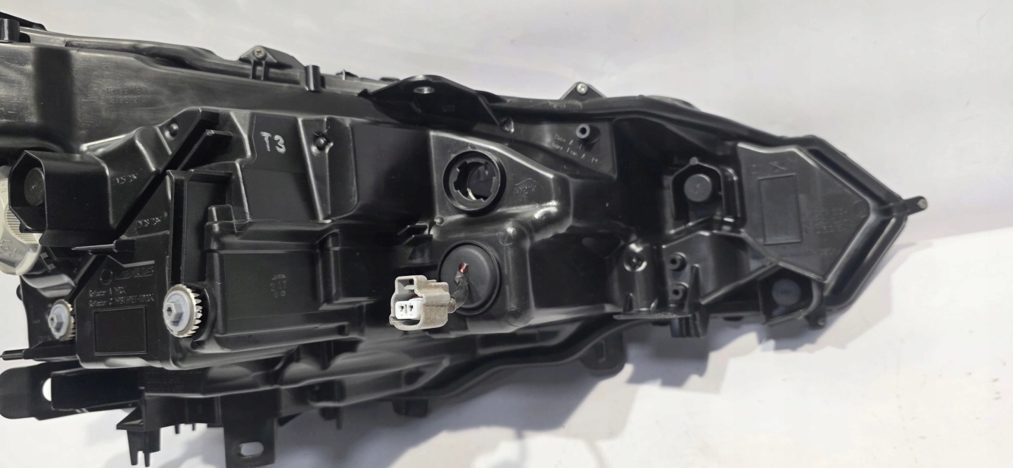 far lijevi prednji dio LED LEXUS UX F-SPORT 18- original EUROPA KOITO 76-41