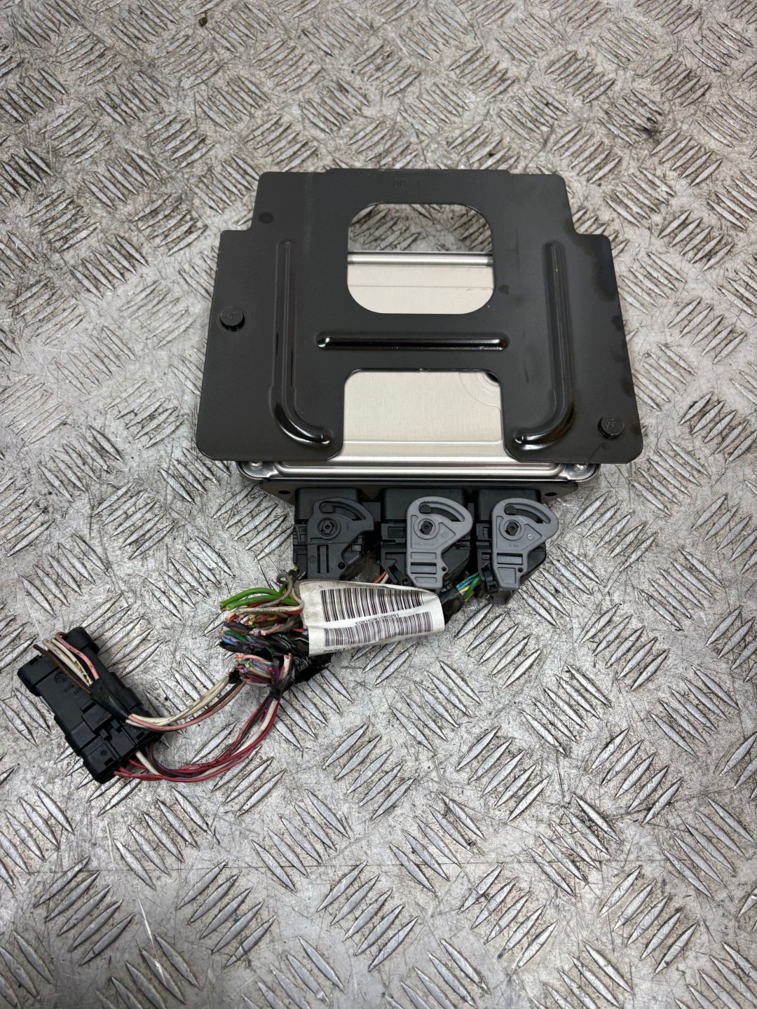 unité de commande électronique uce moteur KOMPUTERA BERLINGO PARTNER 1.6 HDI 9664843780