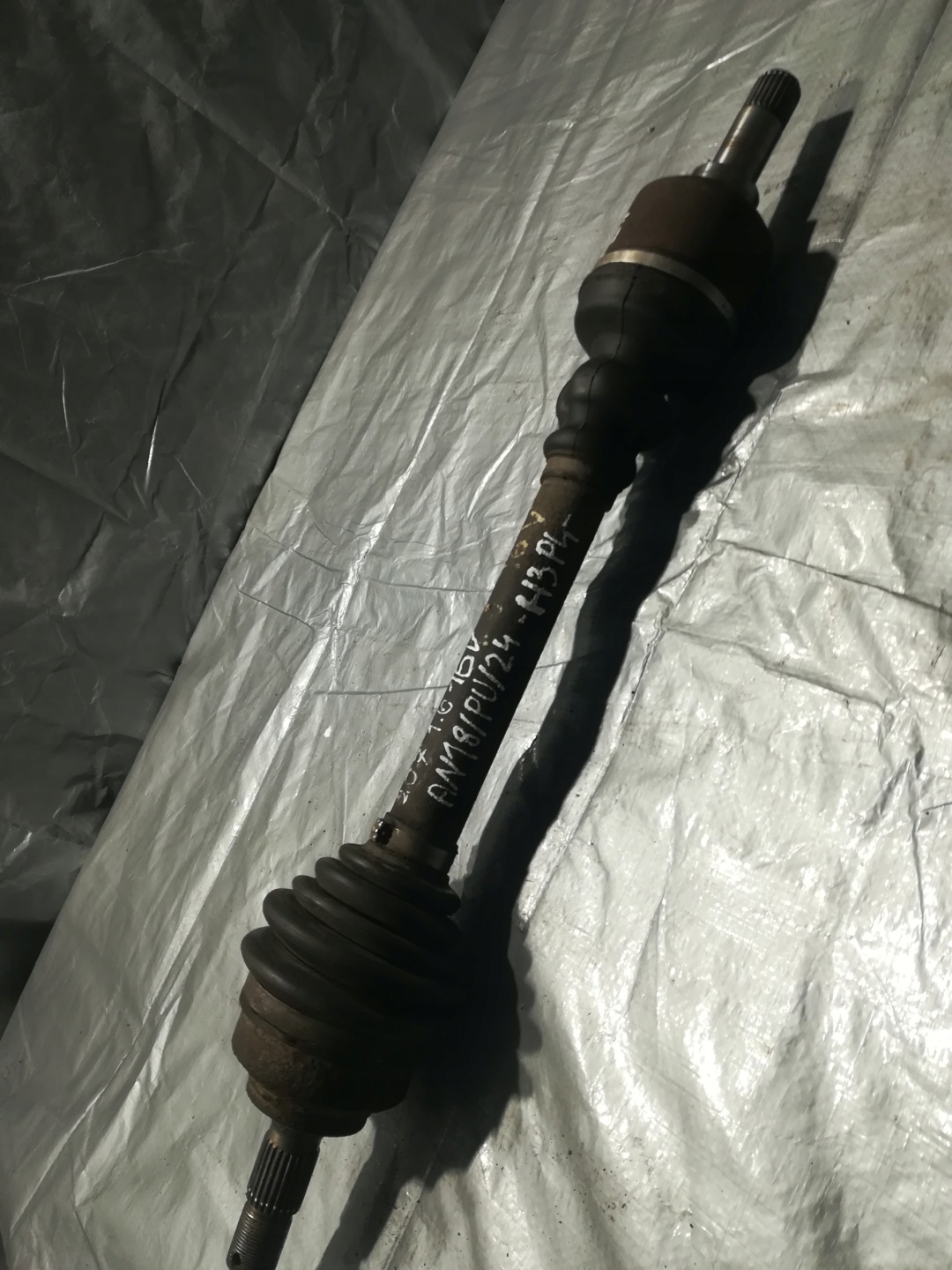 PEUGEOT 207 1.6 06-13r semi-axis left #P157