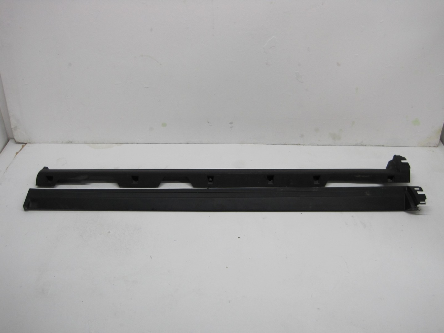 cap threshold LAND ROVER DISCOVERY SPORT