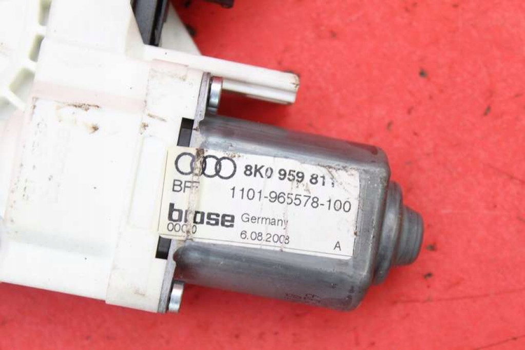 window regulator left rear part 8K0839461A AUDI A4 B8 KOMBI 07-11