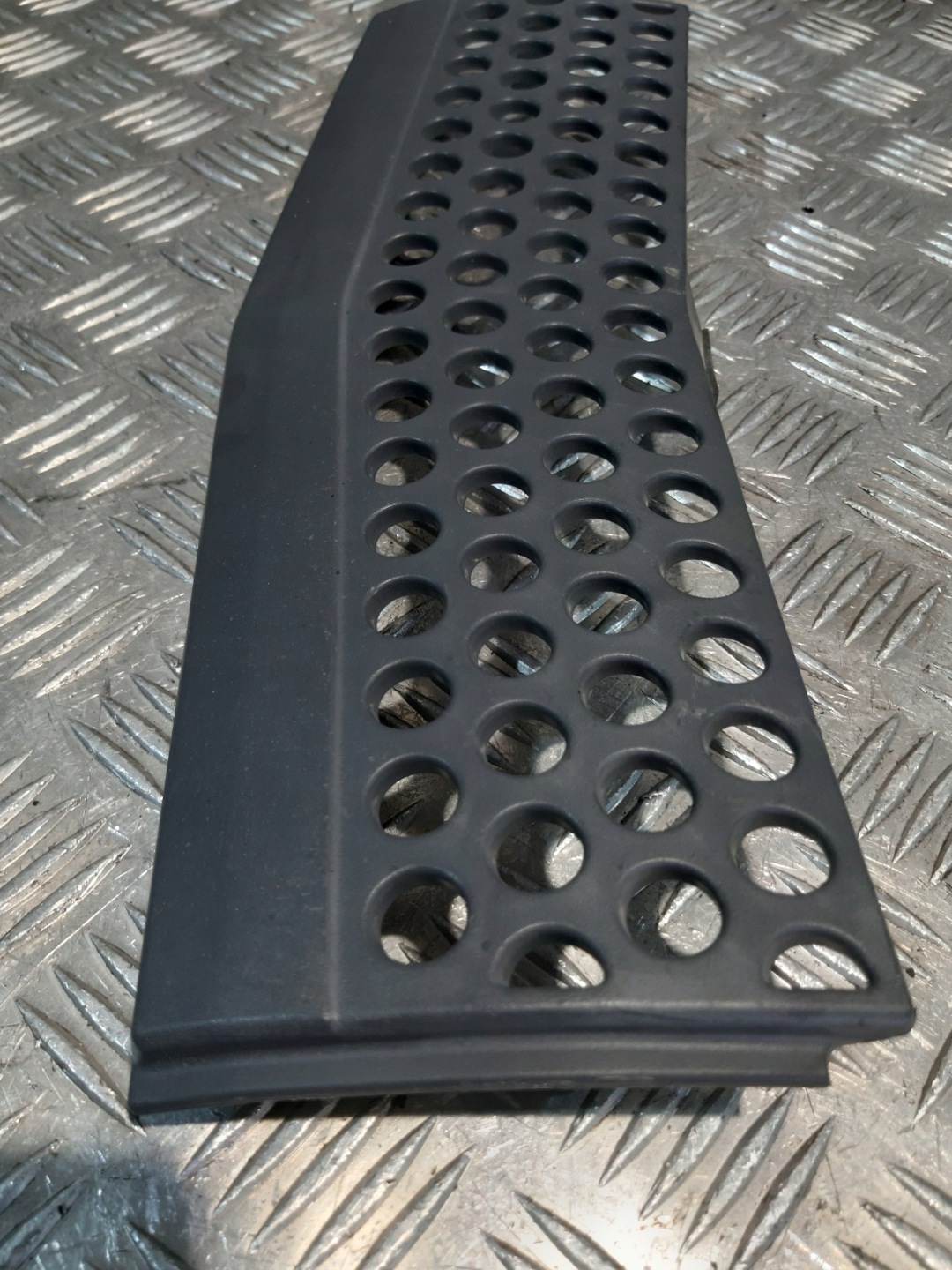 grid grille Mercedes Actros MP4 A9608850153
