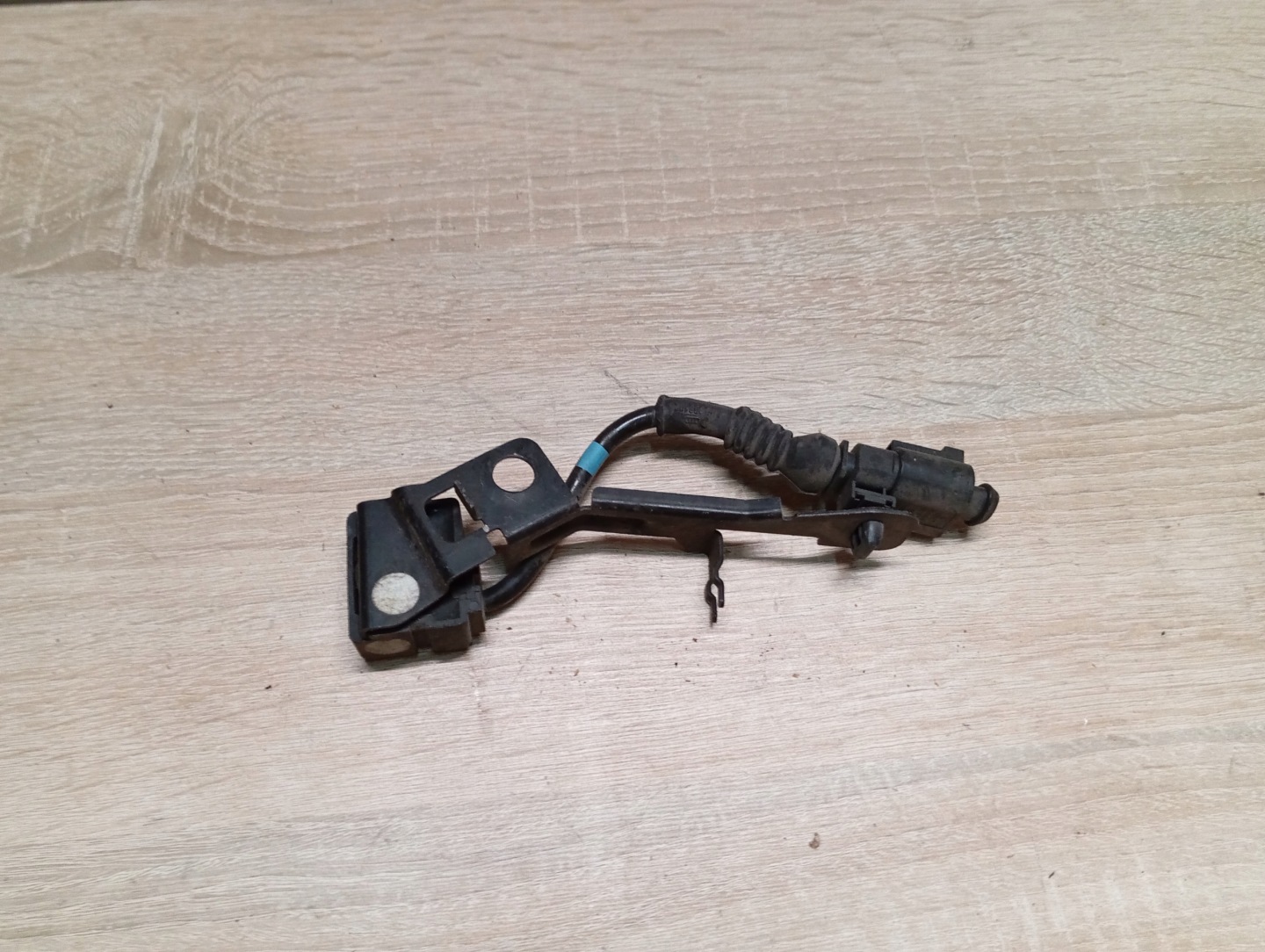 Sensor PRZYSPIESZENIA AUDI A8 D3 4E0616575J