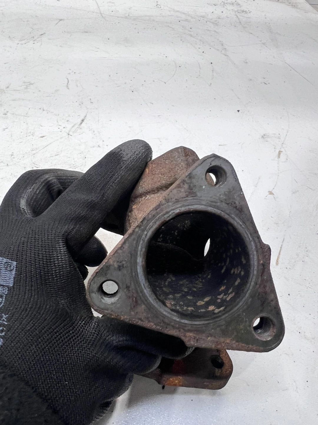 spona ispušne grane AUDI A6 C6 3.0 59001091162