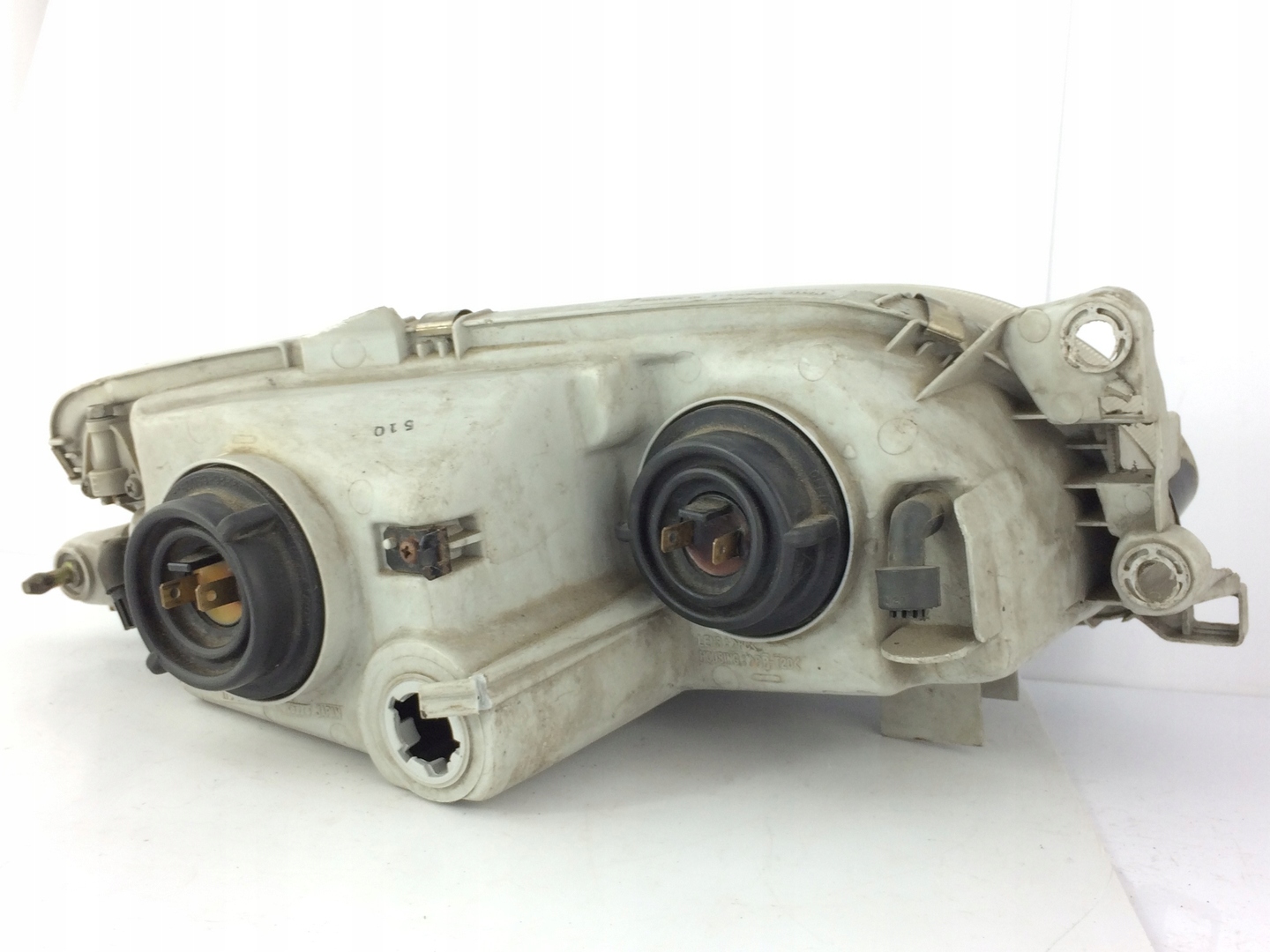 REFLEKTOR light front MAZDA 323 right 11061703 MAZDA