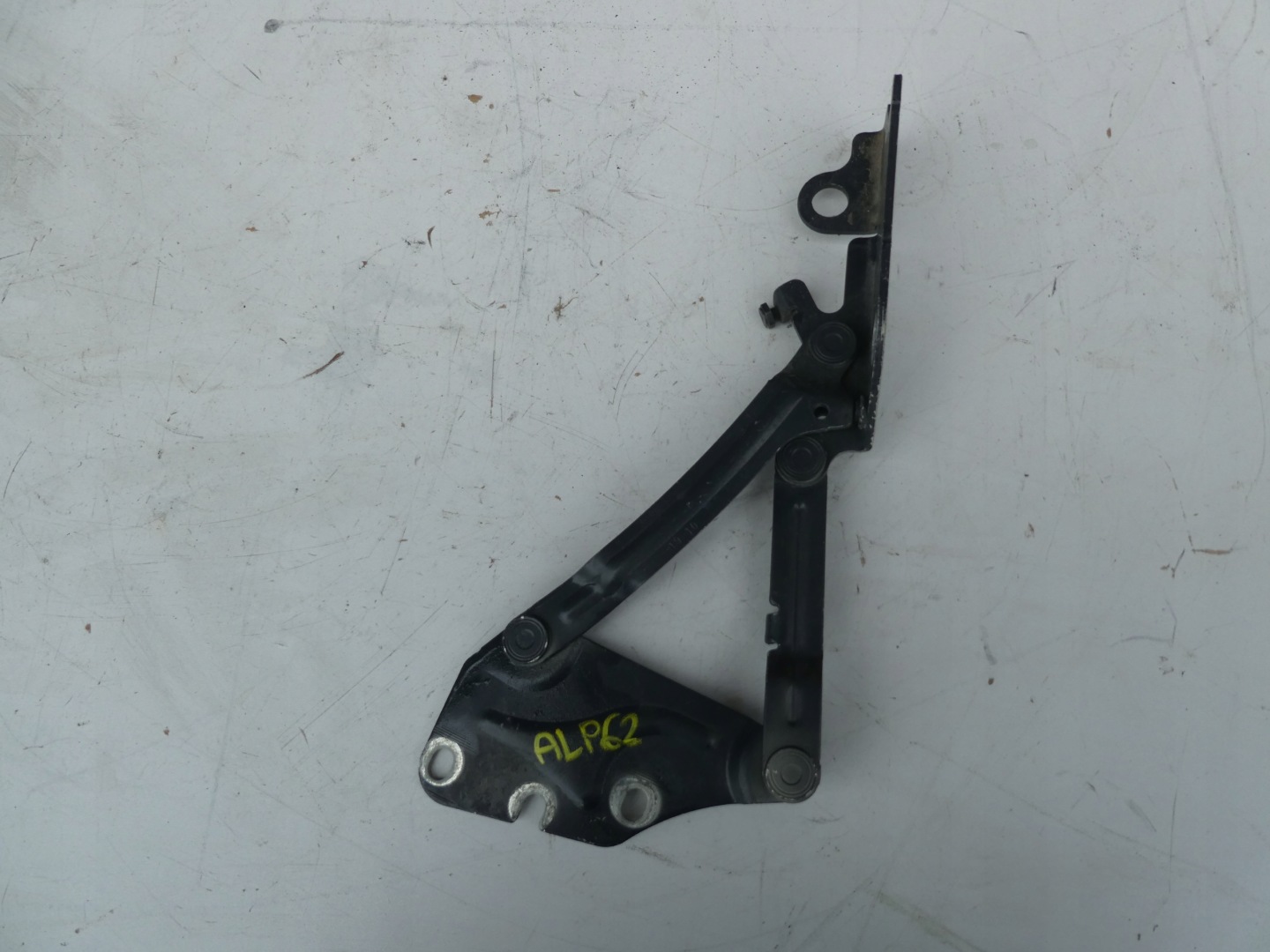VW GOLF V plus hinge bonnets right 5M0823302