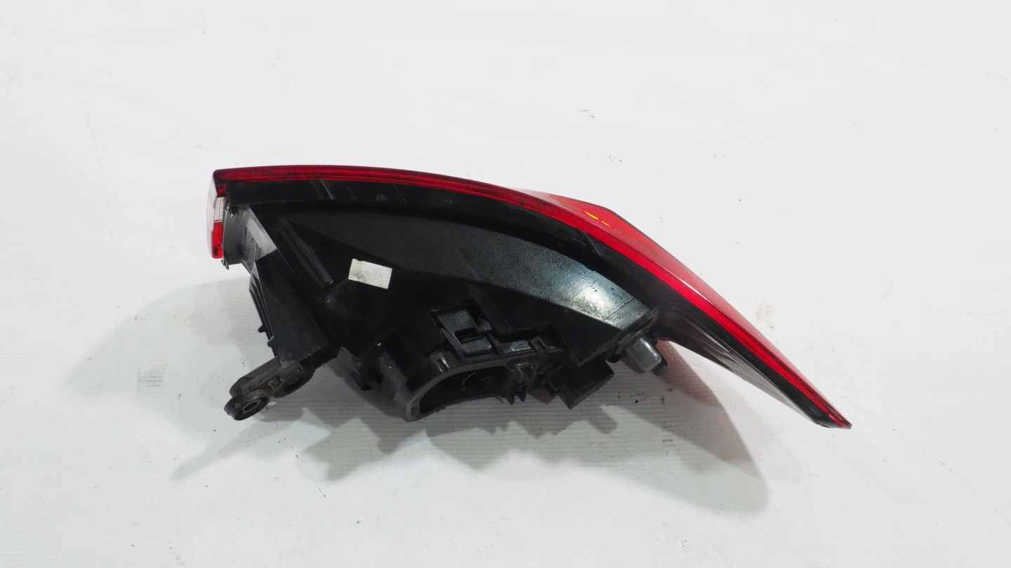 Renault Clio IV HB light left rear part 265553752R