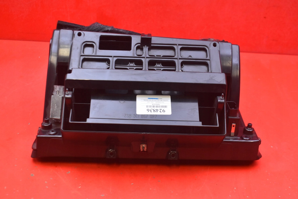 Handschuhfach des Beifahrers EU 3C1857097 VW PASSAT B7 10-15