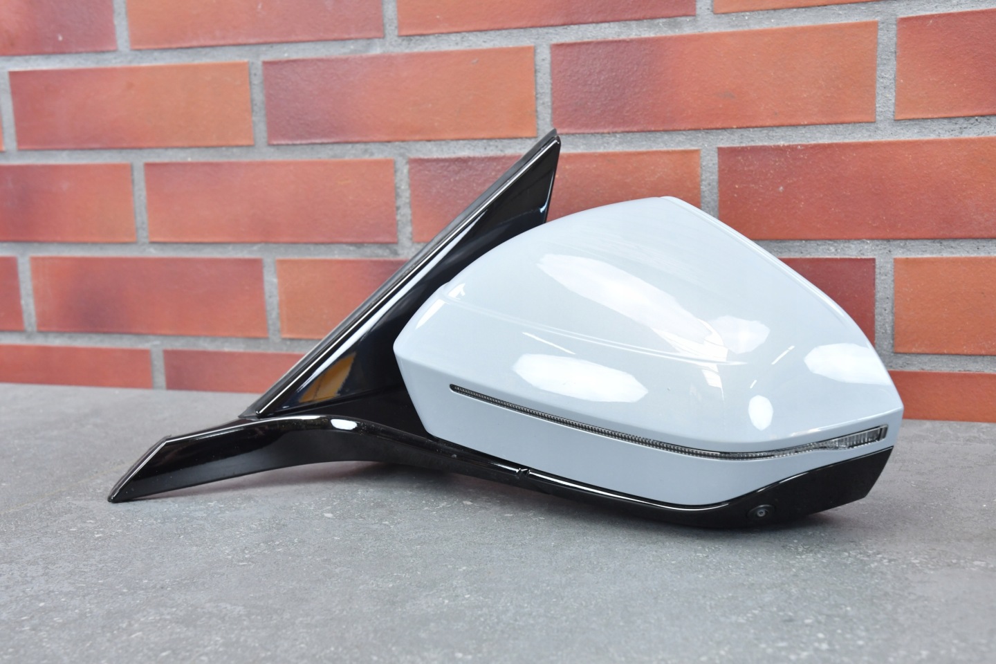 mirror left complete BMW 5 G60 G61 i5 KAMERA C4P BROOKLYN GRAU