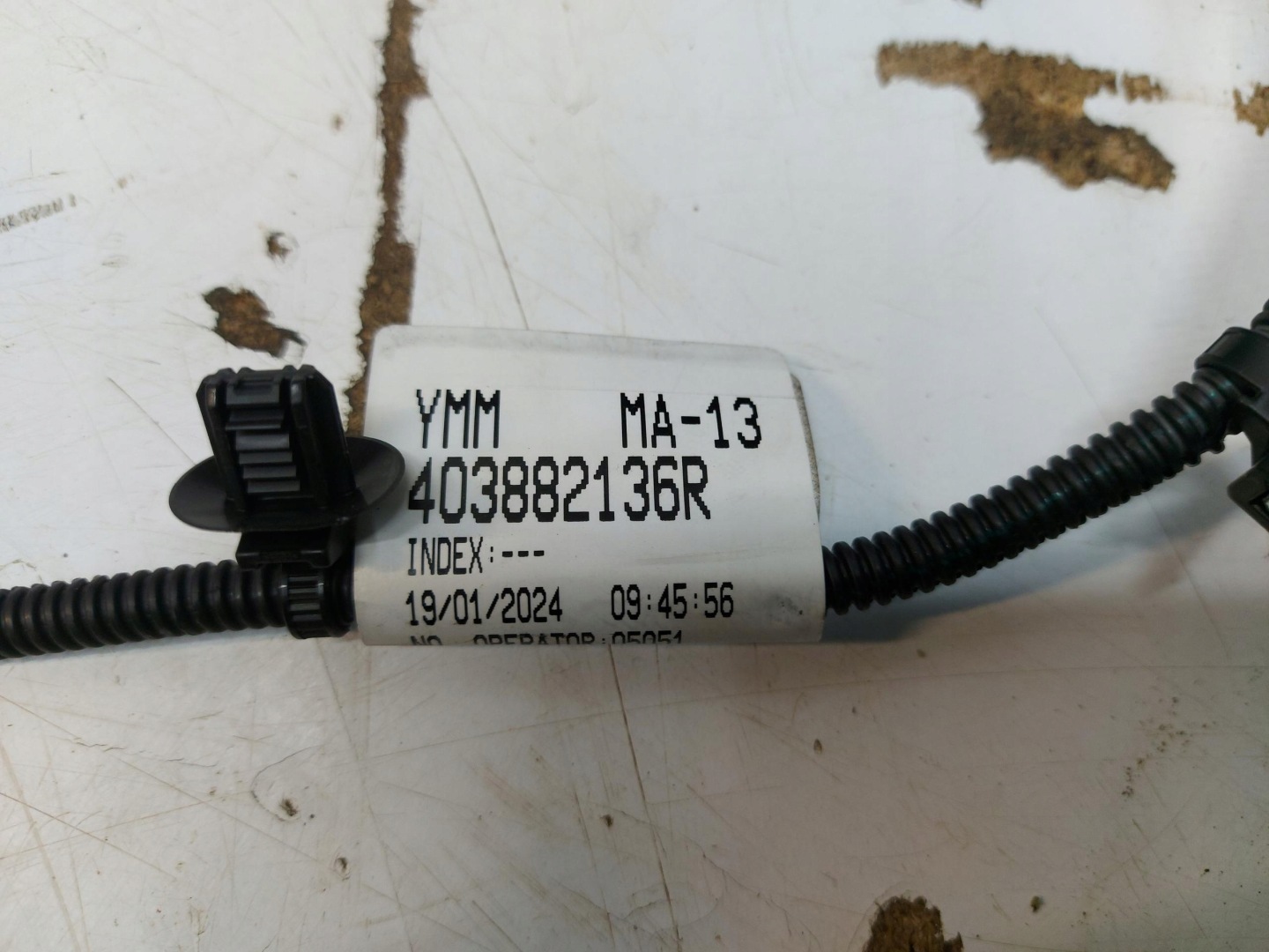 RENAULT Austral E 1.2EH bundle komory of the engine left compartment 403882136R