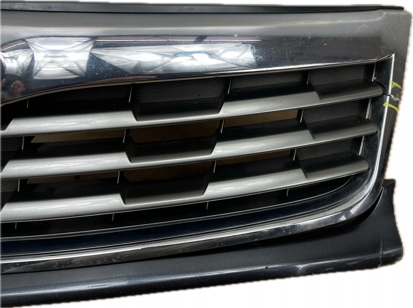 SUBARU FORESTER III 2008 - 2011 grill grille