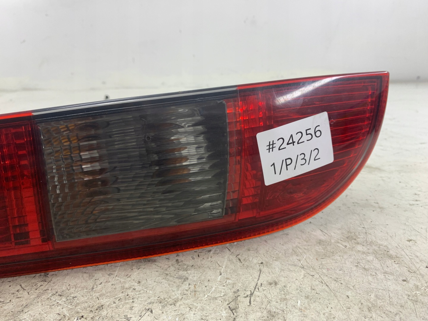 FORD FOCUS MK2 KOMBI light left rear part