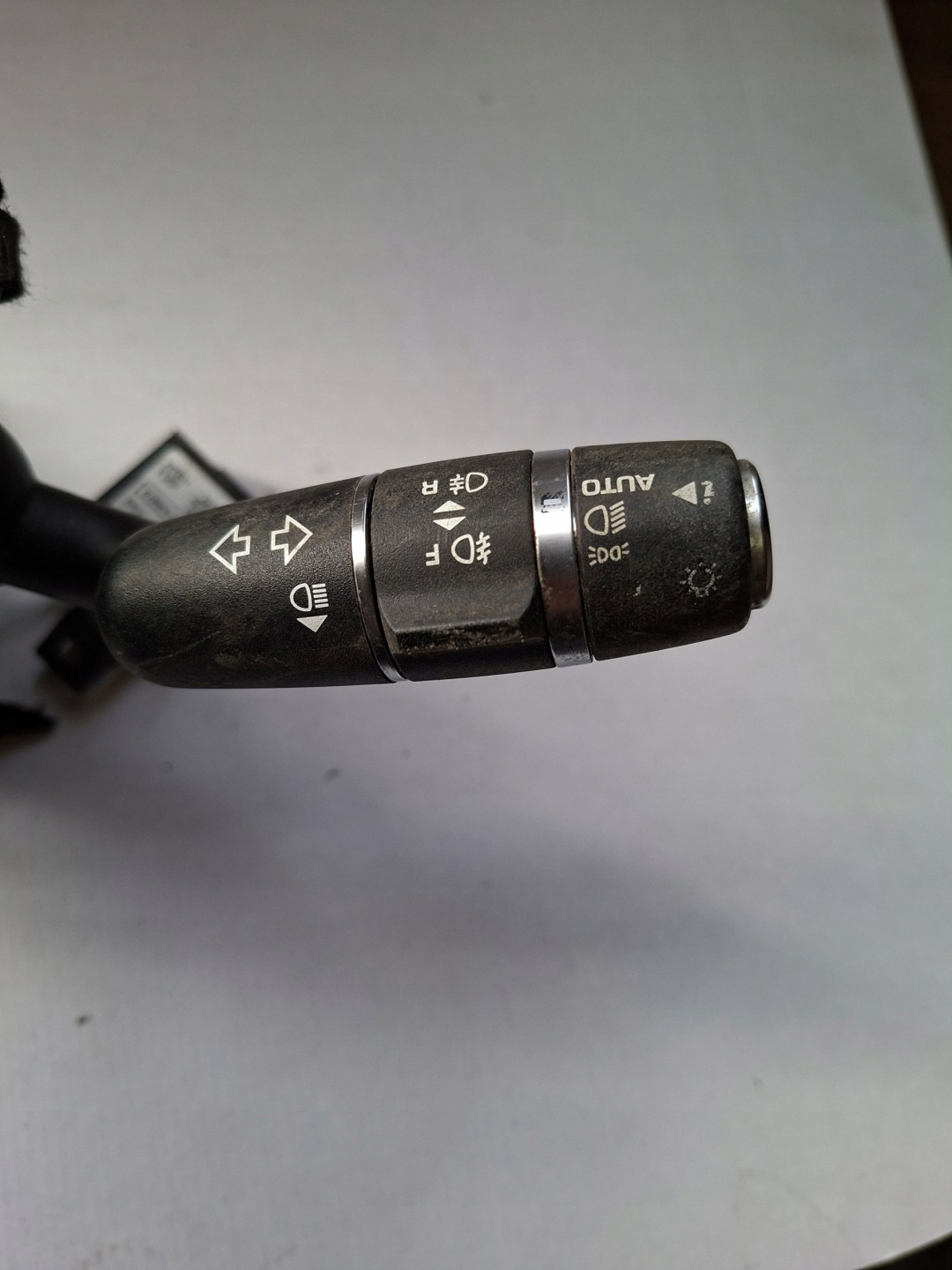 control switch ZWIJAK ring LAND ROVER DISCOVERY BJ323F973BB