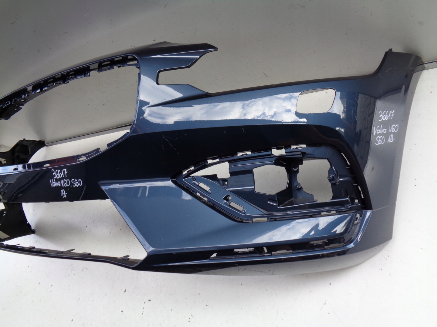 front bumper VOLVO V60 S60 18- NR 36617