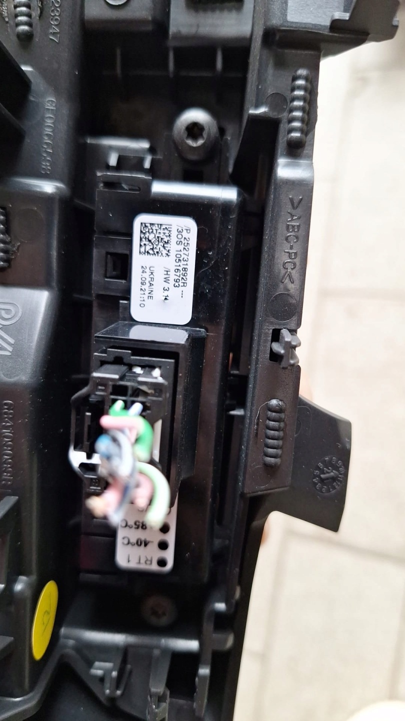 PANEL button switch RENAULT MEGANE V 252731892R 684109099R