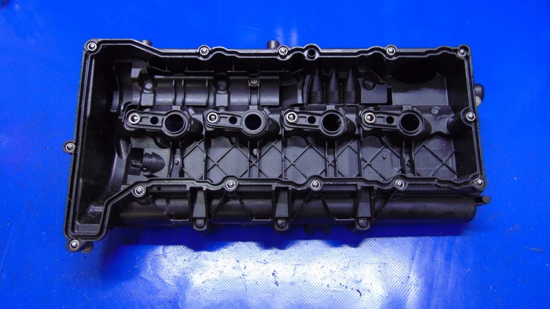 COPERCHIO PUNTERIE BMW E90 E84 E82 E87 2.0 D N47D20 A B C 0928402069 797613