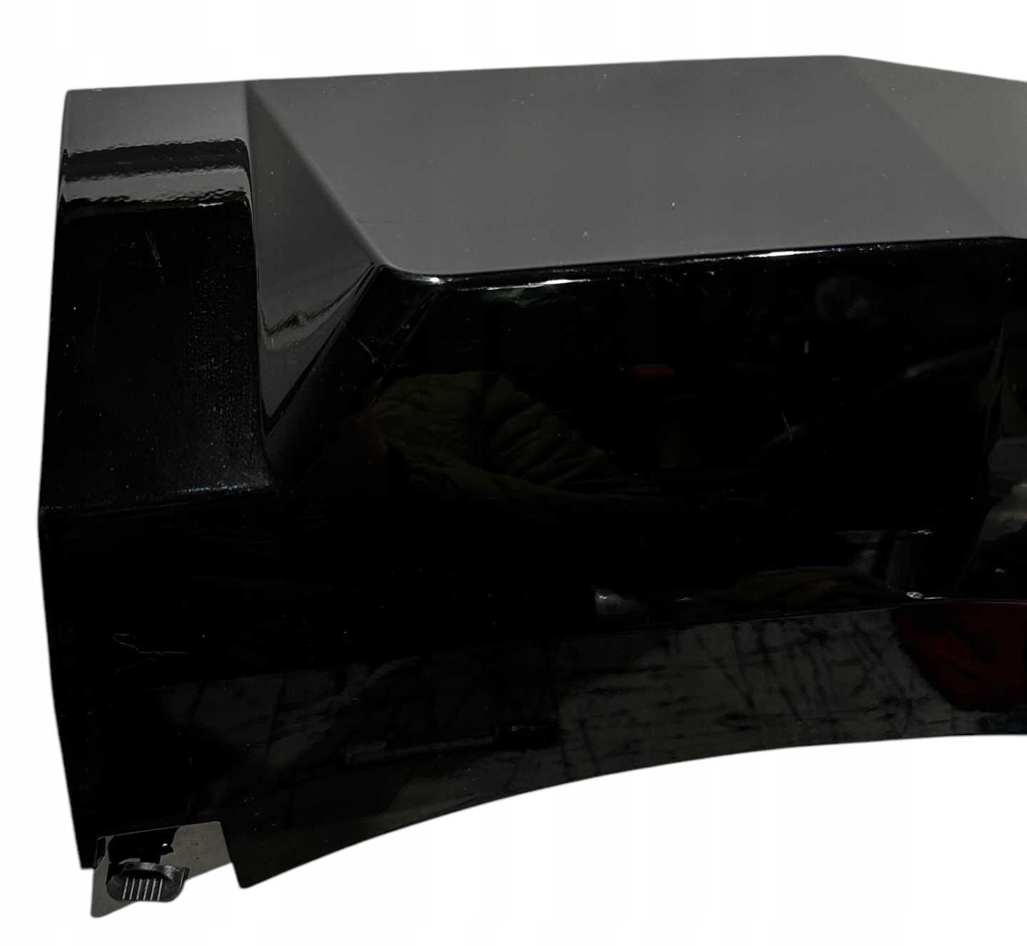 CADILLAC ESCALADE Blende Abdeckung hinten der Stoßstange 84910042