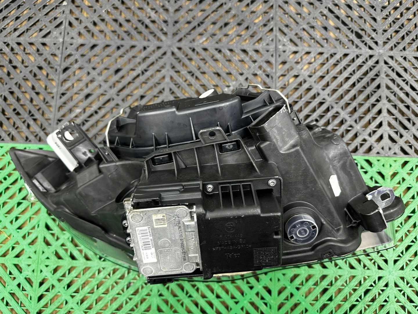 light front side left BMW 1 E87 7273837