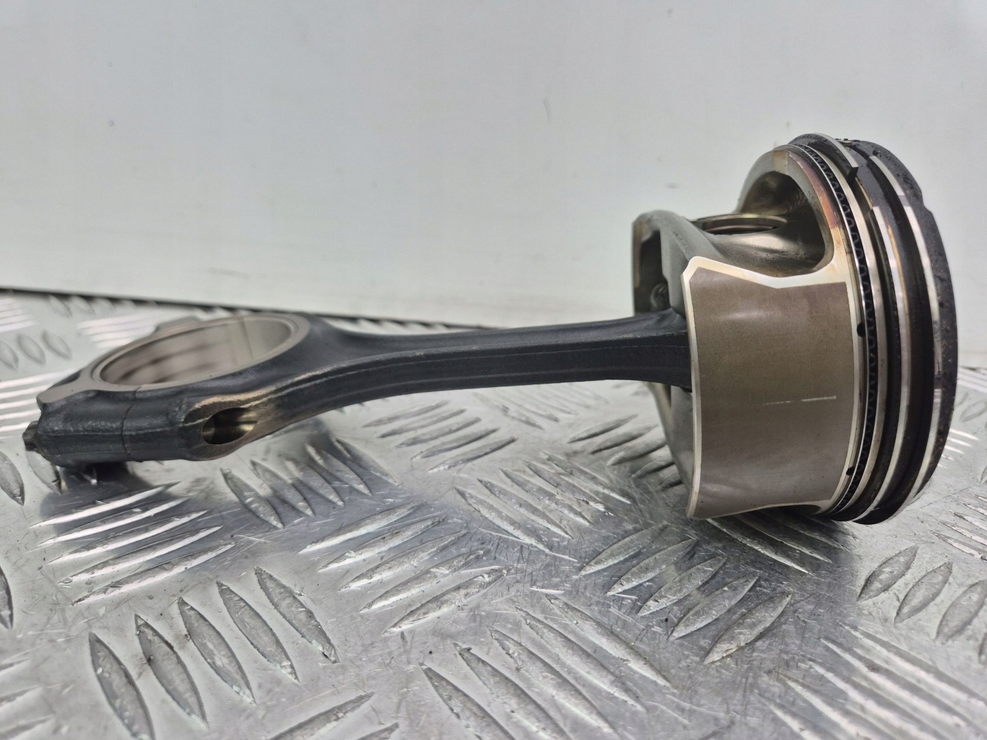 Piston avec bielle M272977 Mercedes E350 W212 92L88