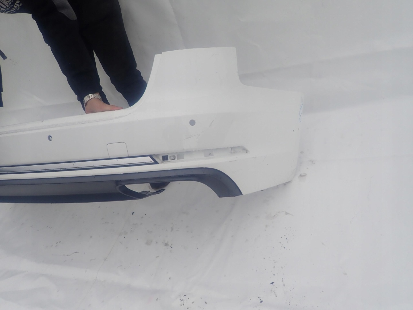 AUDI A4 S4 8W9 S-LINE KOMBI 15- bumper rear part PDC