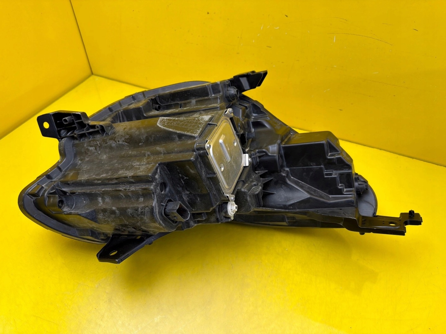 light left front Renault Captur II Full Led 260608054R