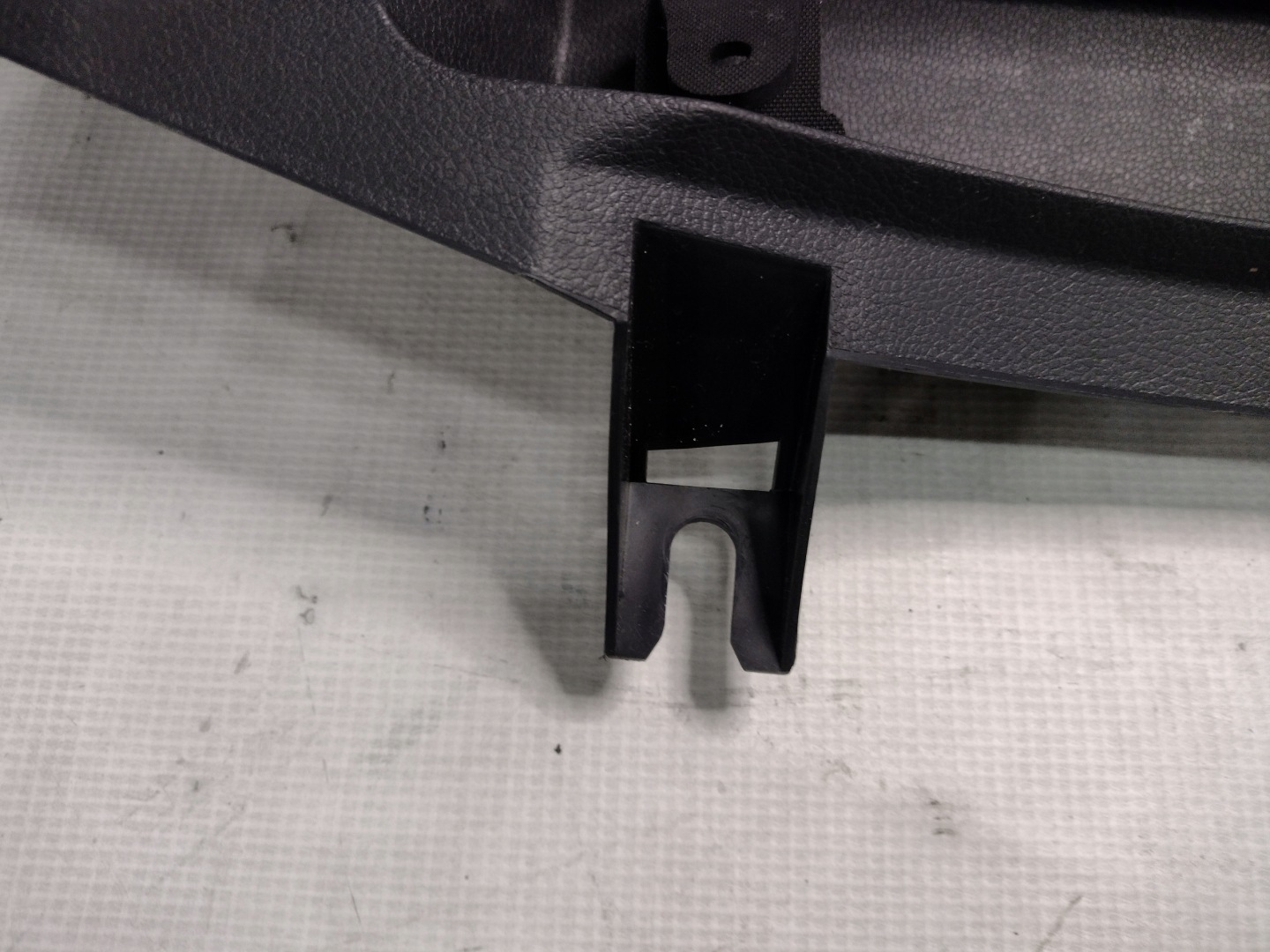 cover moulding threshold boot Skoda Fabia II lift HB 5J6853459