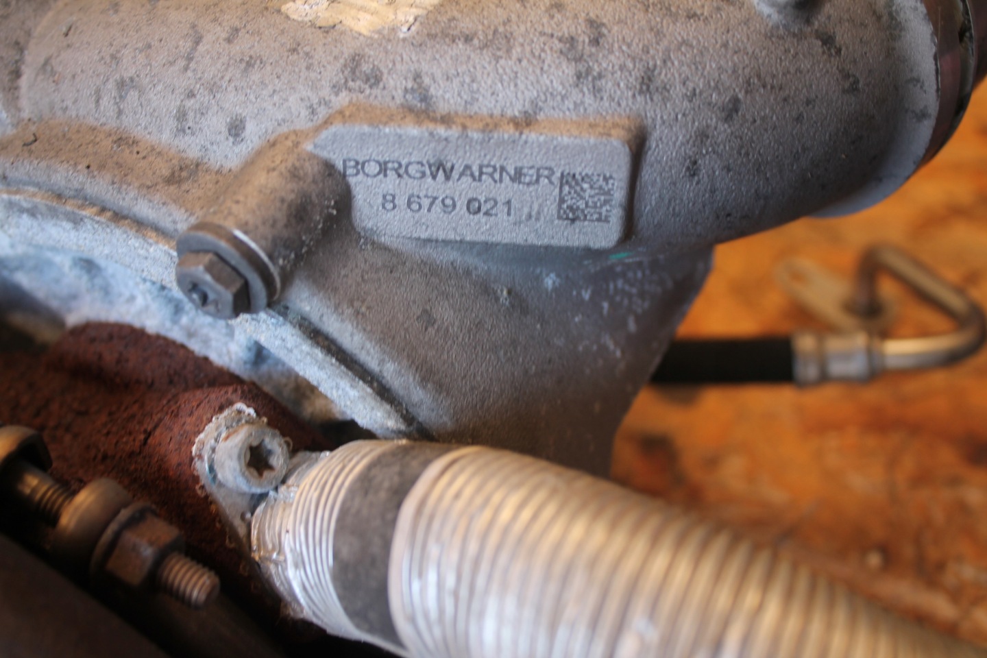 999. turbo BMW 8679021