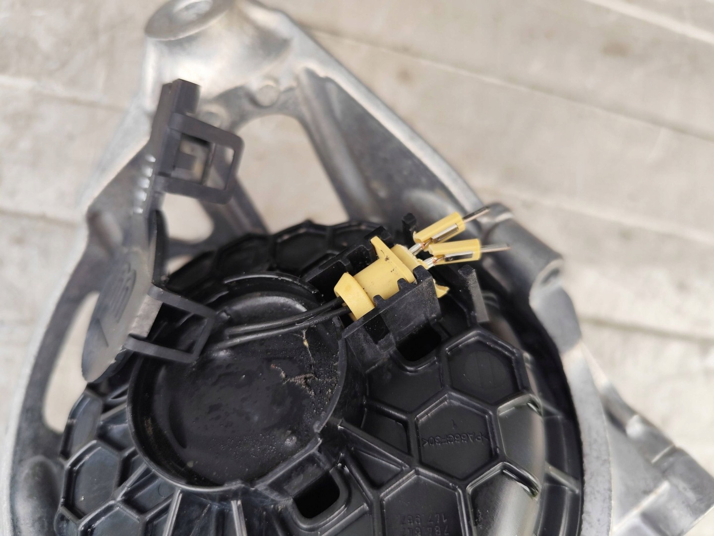 AUDI Q5 II 80A airbag engine mount 4M0199371FJ