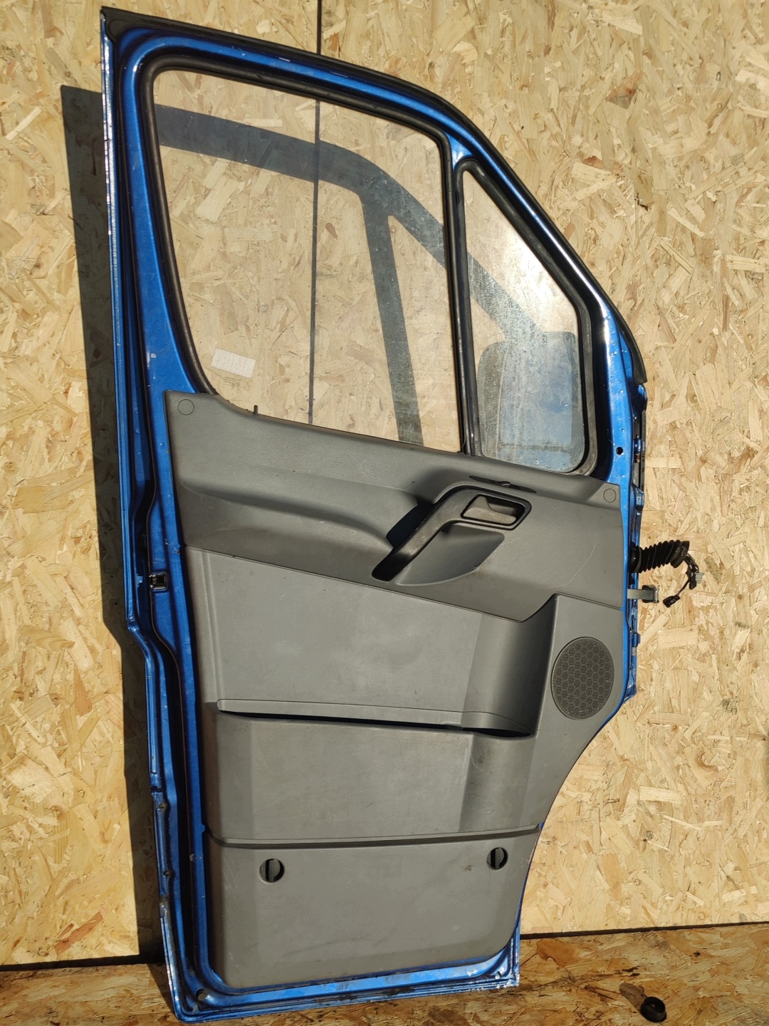 VW CRAFTER MERCEDES SPRINTER W906 door front front left blue